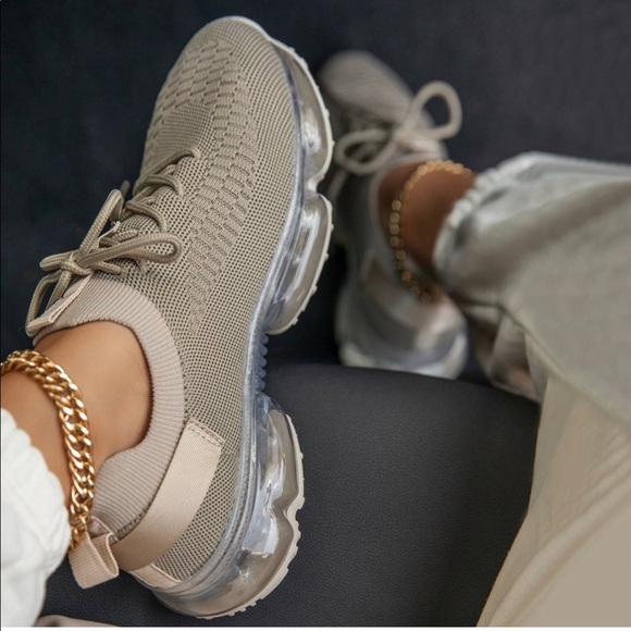 La Sheelah Shoes - Tan Lace-Up Stretch Knit Bubble Sneakers Slip On